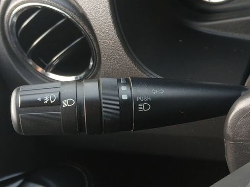 Used 2014 Jeep Compass Latitude image 10