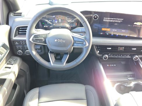 New 2026 Chevrolet Suburban Z71 w/ Z71 Off-Road Package image 42