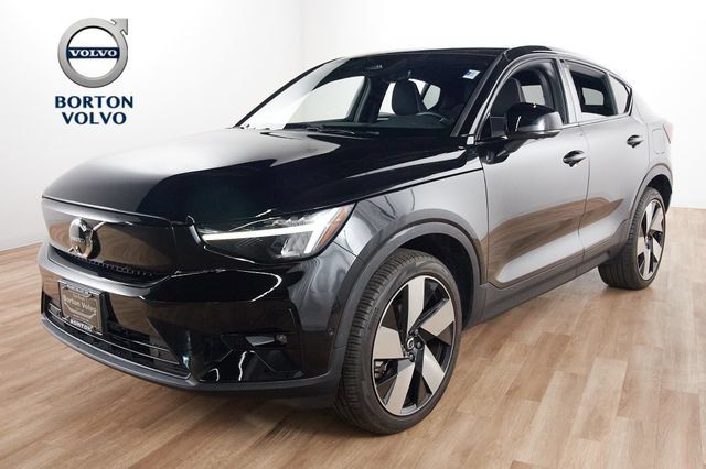 Used 2024 Volvo C40 P8 Recharge Plus w/ Climate Package AWD/4WD image 1