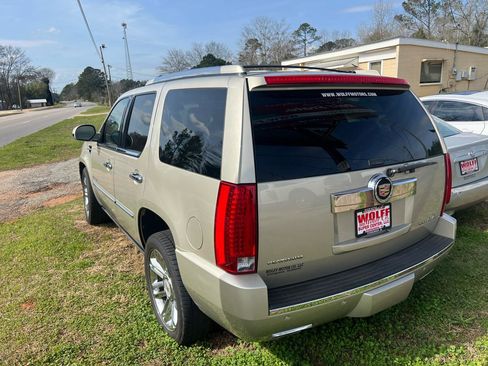 Used 2014 Cadillac Escalade Platinum AWD/4WD image 7