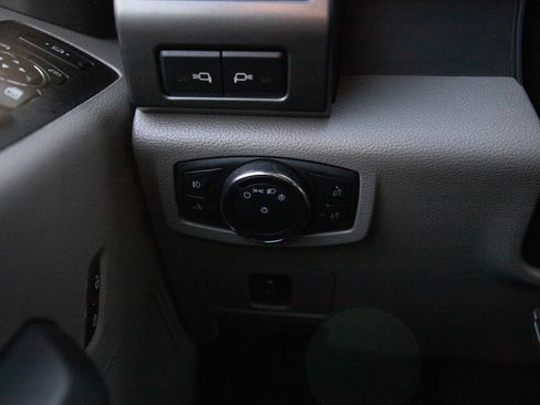 Used 2019 Ford F350 XLT w/ XLT Premium Package AWD/4WD image 22