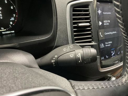 Used 2019 Volvo XC90 T6 Momentum w/ Advanced Package image 19