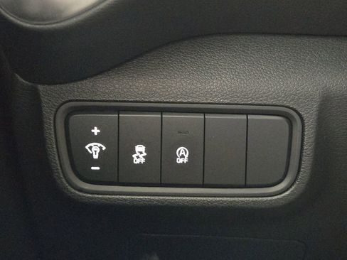 Used 2025 Kia Soul LX w/ LX Technology Package image 22