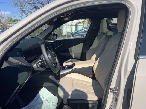 Used 2025 BMW X3 xDrive30i w/ Premium Package AWD/4WD image 11