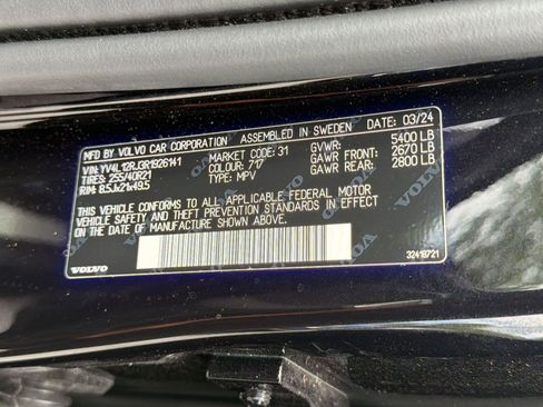 Certified 2024 Volvo XC60 B5 Ultimate AWD/4WD image 20