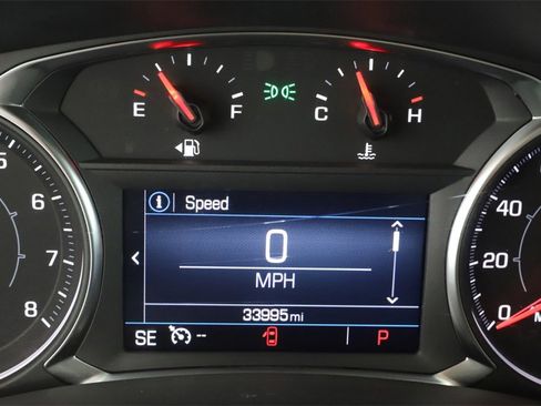 Used 2024 GMC Terrain SLE image 59