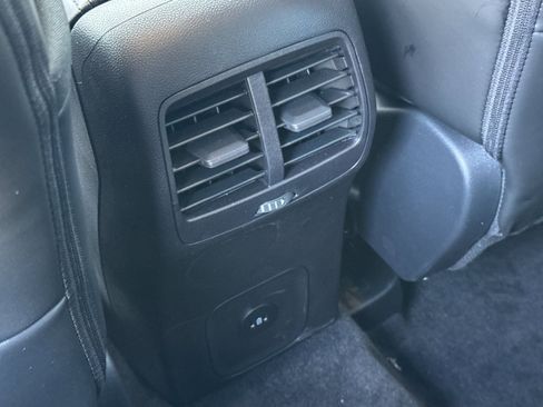 New 2025 Ford Expedition Active image 13