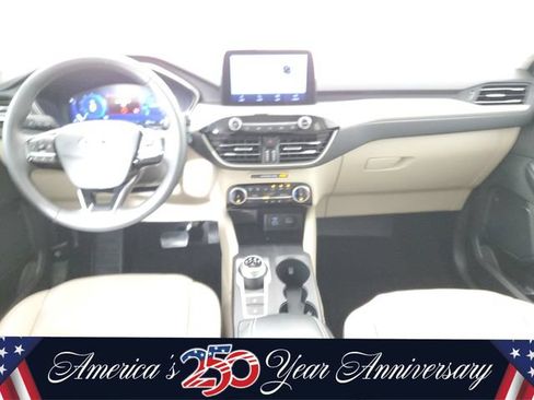 Used 2022 Ford Escape SEL w/ Technology Package FWD image 15