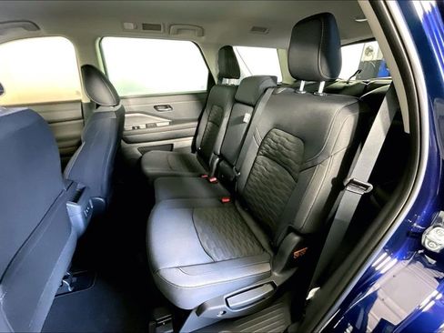 New 2026 Nissan Pathfinder SV AWD/4WD image 15