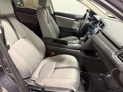 Used 2016 Honda Civic EX image 10