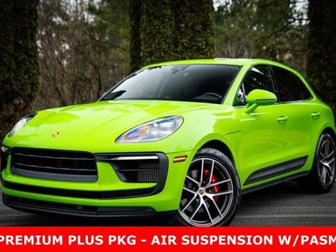 Used 2022 Porsche Macan S w/ Premium Package Plus image 1