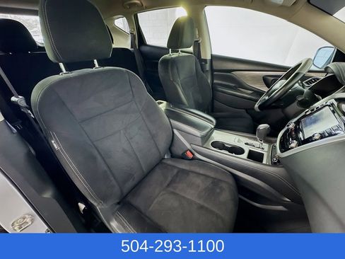 Used 2018 Nissan Murano SV image 26