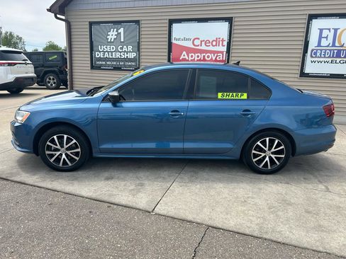 Used 2016 Volkswagen Jetta SE FWD image 8