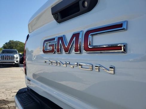 New 2026 GMC Canyon Elevation AWD/4WD image 7