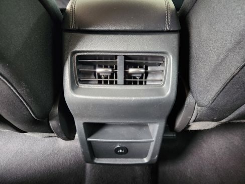 Used 2023 Ford Edge SE w/ Black Appearance Package AWD/4WD image 31