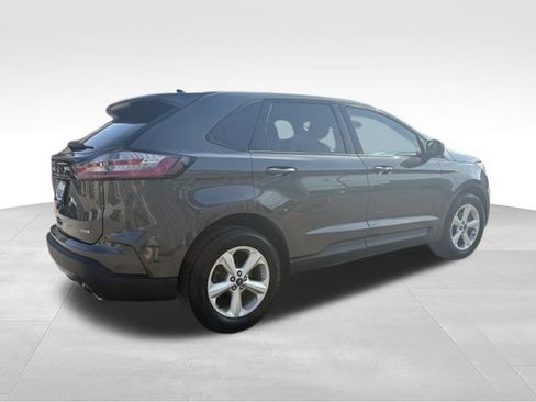 Used 2019 Ford Edge SE FWD image 7
