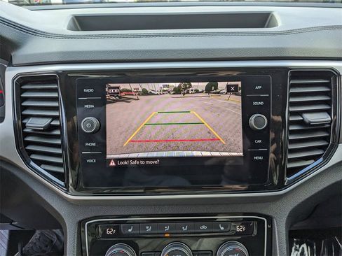 Certified 2023 Volkswagen Atlas SE w/ Panoramic Sunroof Package image 25