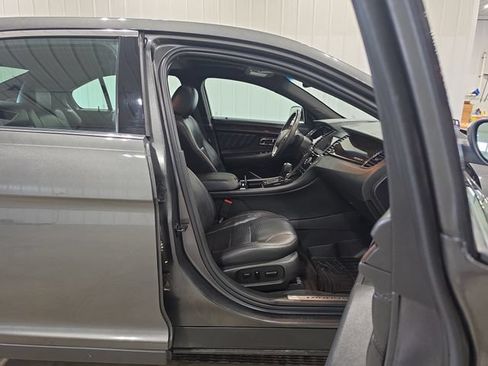 Used 2019 Ford Taurus Limited AWD/4WD image 29