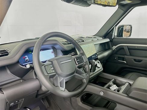 New 2026 Land Rover Defender 110 S image 9