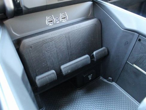 Used 2025 RAM 1500 Big Horn image 23