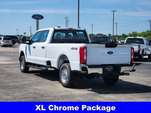New 2026 Ford F250 XL w/ XL Chrome Package AWD/4WD image 4