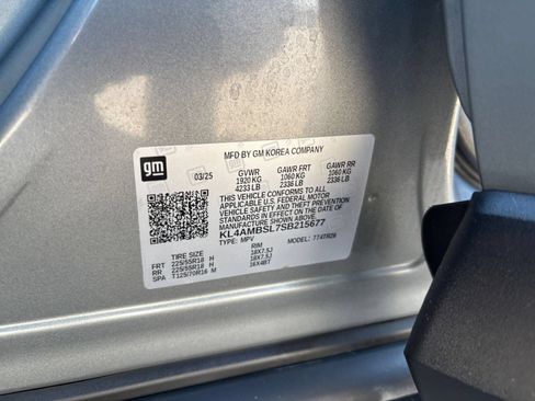 Used 2025 Buick Encore GX Preferred FWD image 29