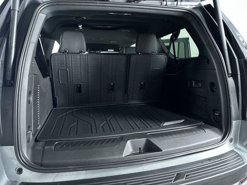 New 2026 Chevrolet Suburban LT w/ Comfort Package image 26