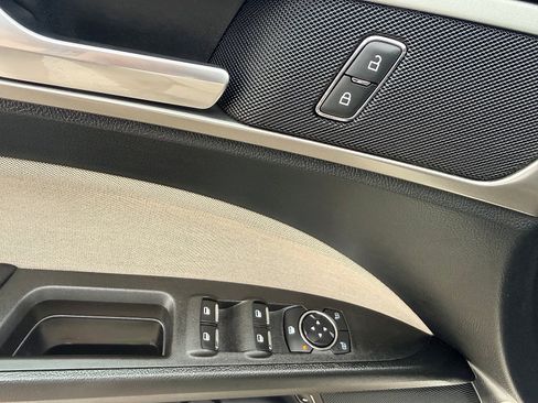 Used 2018 Ford Fusion S FWD image 21