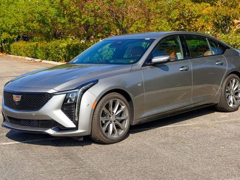 Certified 2025 Cadillac CT5 Sport image 3
