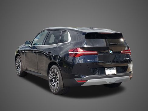 New 2026 BMW X3 xDrive30 w/ Premium Package AWD/4WD image 8
