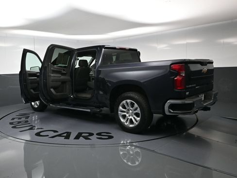 Used 2024 Chevrolet Silverado 1500 LTZ w/ Z71 Off-Road Package AWD/4WD image 27