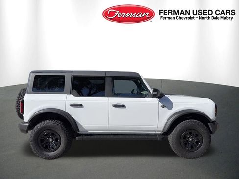 Used 2022 Ford Bronco Wildtrak image 2