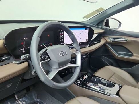 Used 2025 Audi Q6 e-tron Premium w/ Convenience Package image 19