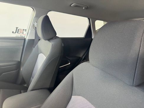 Used 2025 Kia Soul LX w/ LX Technology Package FWD image 10
