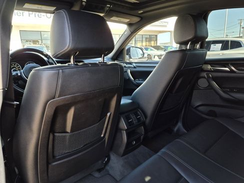 Used 2018 BMW X4 M40i image 29