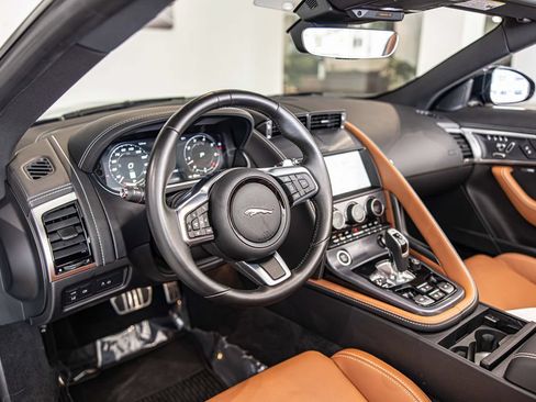 Used 2023 Jaguar F-TYPE R-Dynamic AWD/4WD image 19