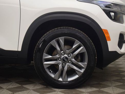Used 2021 Kia Seltos S FWD image 27