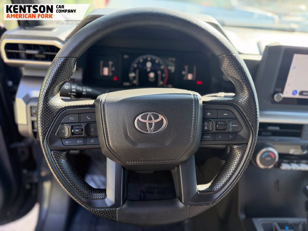 Used 2025 Toyota Tacoma SR5 AWD/4WD image 14