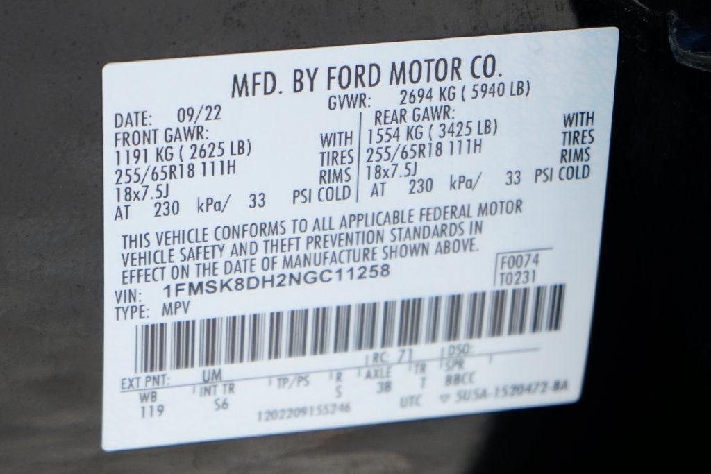 Used 2022 Ford Explorer XLT w/ Equipment Group 202A AWD/4WD image 52
