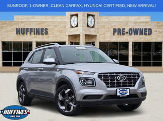 Certified 2025 Hyundai Venue SEL video 1