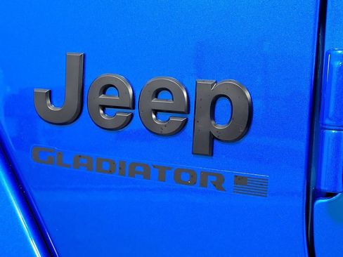 Used 2026 Jeep Gladiator Sport AWD/4WD image 8