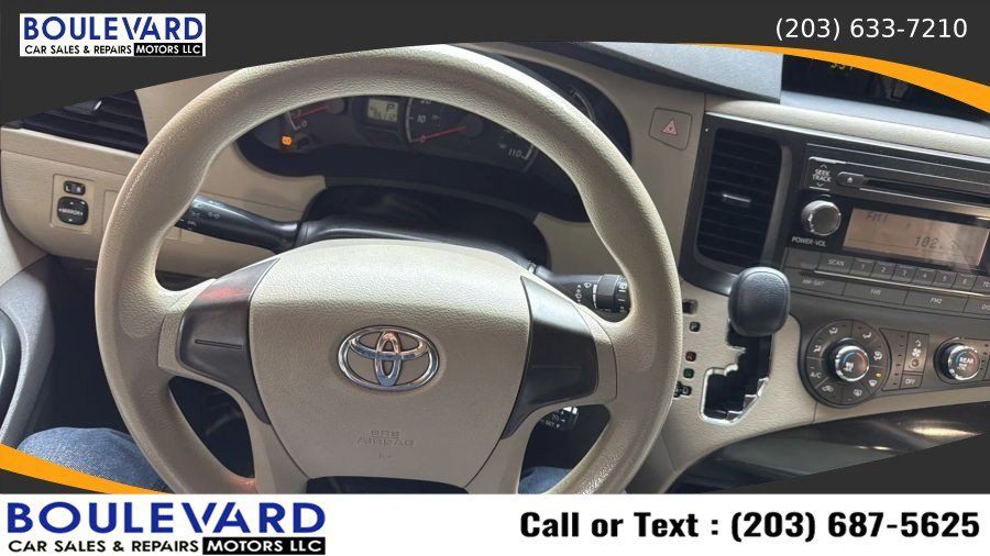 Used 2011 Toyota Sienna FWD image 19
