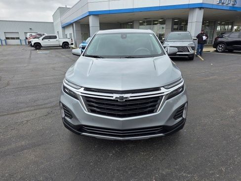 Used 2024 Chevrolet Equinox LT w/ LPO, Floor Liner Package FWD image 17
