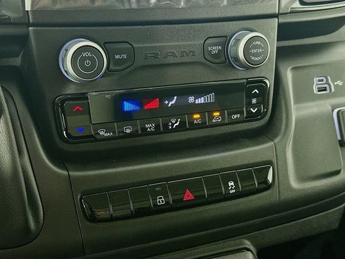 New 2026 RAM ProMaster 2500 w/ Convenience Group FWD image 15