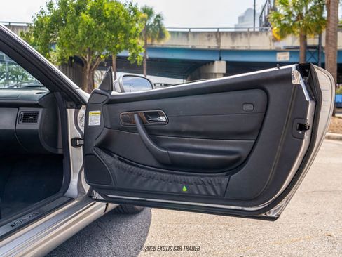 Used 2003 Mercedes-Benz SLK 32 AMG image 50