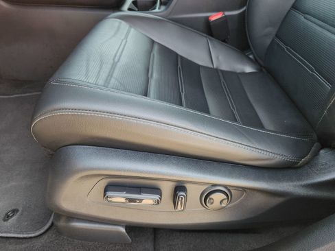 Used 2025 Honda CR-V EX-L image 29