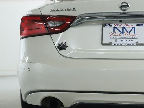 Used 2017 Nissan Maxima 3.5 SV w/ Interior Lighting Package image 41