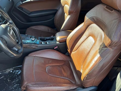 Used 2010 Audi A5 2.0T Premium Plus w/ Premium Plus Pkg image 13