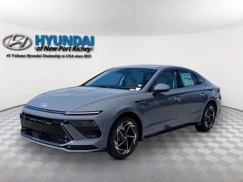 New 2026 Hyundai Sonata SEL image 1