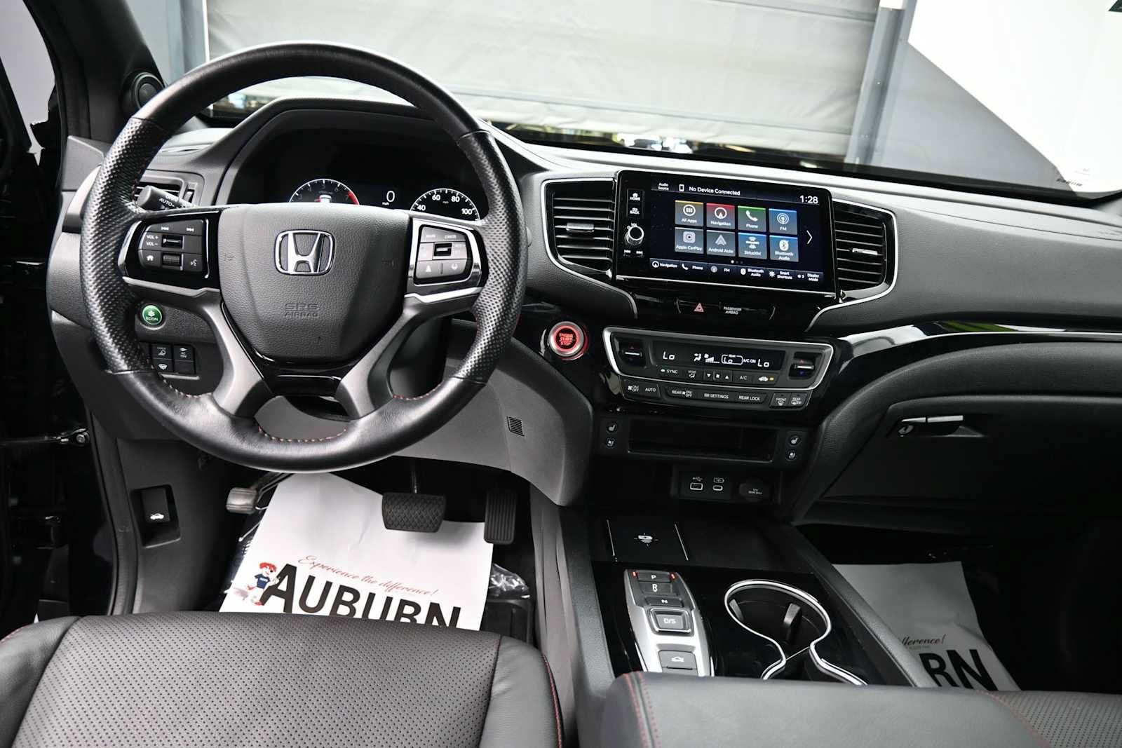 Used 2024 Honda Ridgeline Black Edition image 14
